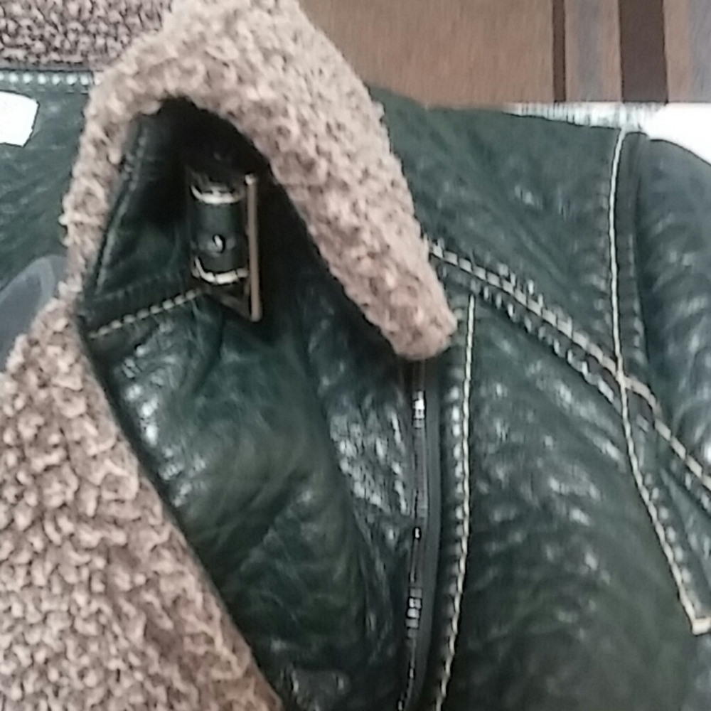 JACKET - Picture 2 of 7